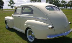 1946 Ford Sedan Hot Rod 1