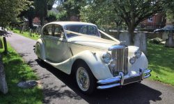 Gold Wedding Cars London, Bedford, Milton Keynes, Luton Services