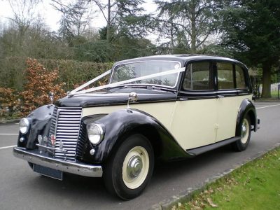 Gold Wedding Cars London, Bedford, Milton Keynes, Luton Services