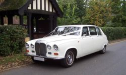 Classic style Daimler Limousine in White 2