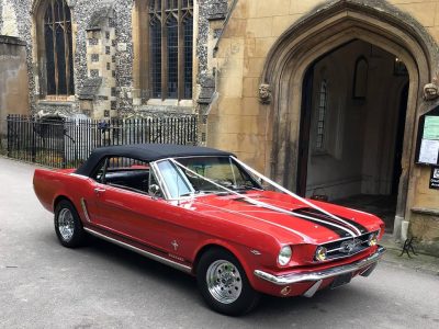 Gold Wedding Cars London, Bedford, Milton Keynes, Luton Services